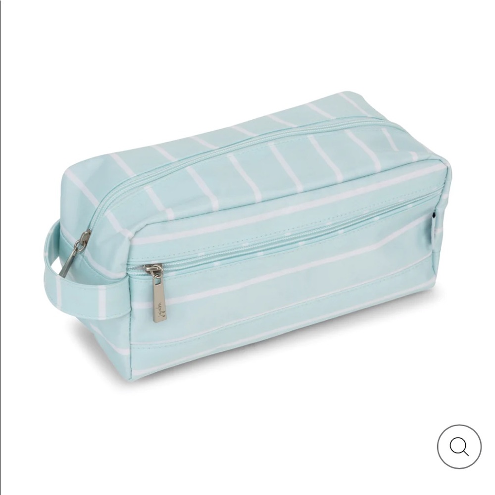 NWT. Jujube. Be Dapper.